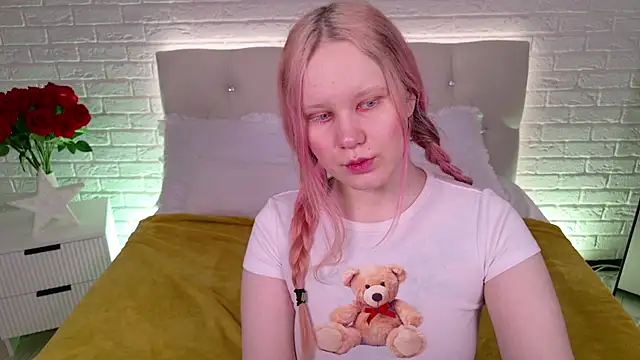 AnnieVibe online show from 23, 3, 2026