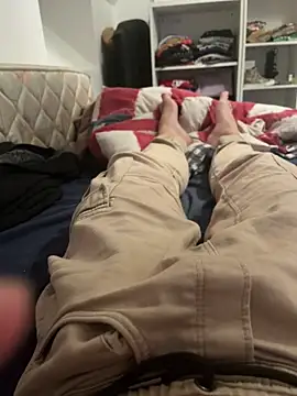 Snapshot of Enzo_2763 chatting on 22, 2, 2026 Enzo 2763 online show from 22, 2, 2026