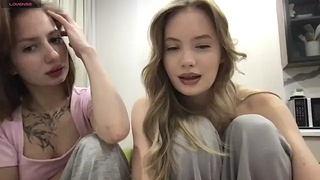 Snapshot of lola_boo chatting on 8, 3, 2026 lola boo online show from 8, 3, 2026