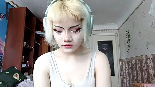 Snapshot of KathernSaulters chatting on 18, 3, 2026 KathernSaulters online show from 18, 3, 2026