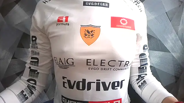 Snapshot of AlicePhyllis chatting on 8, 3, 2026 AlicePhyllis online show from 8, 3, 2026