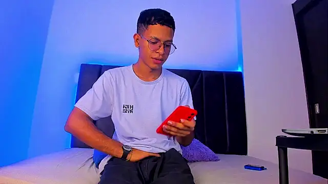 StellayDrake online show from 14, 3, 2026