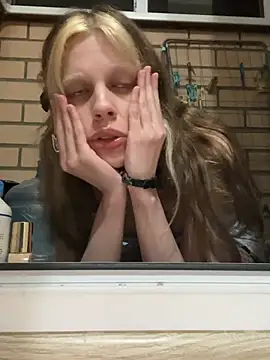 Maxine gold online show from 5, 7, 2026