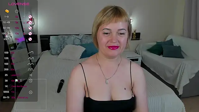 Snapshot of MaryClars chatting on 10, 6, 2026 MaryClars online show from 10, 6, 2026