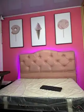 Snapshot of Karolaiin_LS chatting on 6, 3, 2026 Karolaiin LS online show from 6, 3, 2026