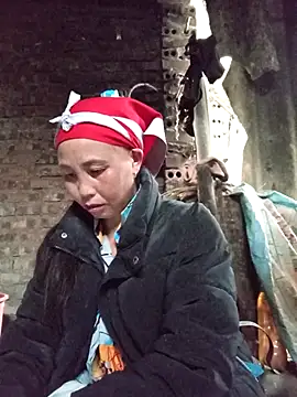 Snapshot of lena-cute chatting on 5, 3, 2026 lena-cute online show from 5, 3, 2026