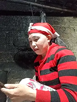 Snapshot of lena-cute chatting on 9, 3, 2026 lena-cute online show from 9, 3, 2026