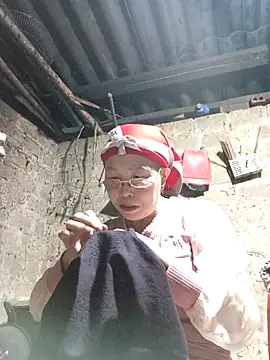 Snapshot of lena-cute chatting on 15, 3, 2026 lena-cute online show from 15, 3, 2026