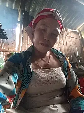 Snapshot of lena-cute chatting on 18, 3, 2026 lena-cute online show from 18, 3, 2026