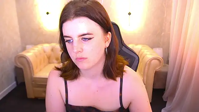 KristiFoxy online show from 8, 8, 2026