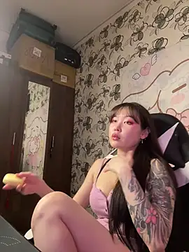 YukiiTYAN online show from 14, 2, 2026