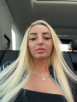MissObsidian online show from 25, 6, 2026