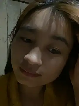 yuii-717 online show from 21, 4, 2026