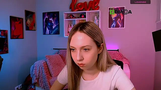 Snapshot of tiffani_murr chatting on 17, 3, 2026 tiffani murr online show from 17, 3, 2026