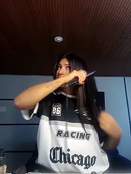 Snapshot of MeelFox chatting on 4, 3, 2026 MeelFox online show from 4, 3, 2026