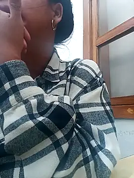 Snapshot of MeelFox chatting on 19, 3, 2026 MeelFox online show from 19, 3, 2026