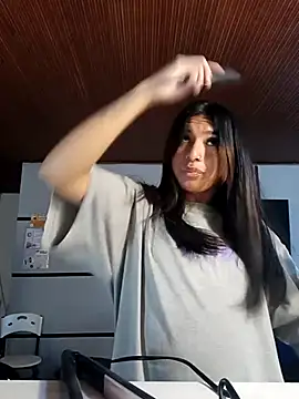 Snapshot of MeelFox chatting on 25, 3, 2026 MeelFox online show from 25, 3, 2026