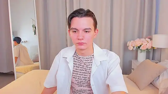 Snapshot of Ian_Harrickton chatting on 11, 3, 2026 Ian Harrickton online show from 11, 3, 2026