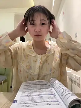 Snapshot of LXR77887 chatting on 14, 3, 2026 LXR77887 online show from 14, 3, 2026