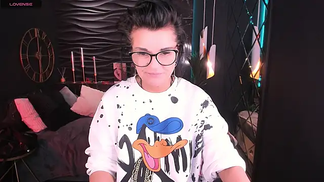 RikaCoutts online show from 2, 5, 2026