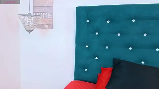 meganrousx online show from 2, 5, 2026