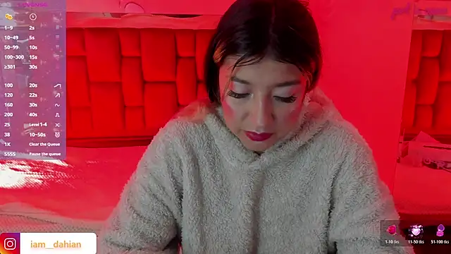 Dahiana Dmour  online show from 22, 6, 2026