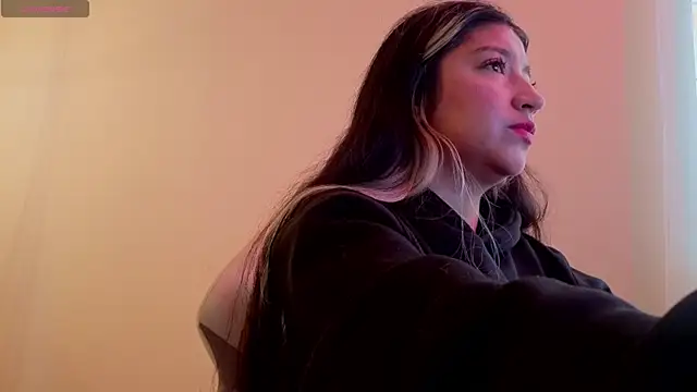 Dahiana Dmour  online show from 23, 6, 2026