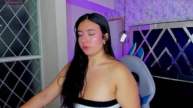 Miss Scarlett22 online show from 18, 3, 2026