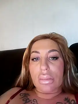 MiaMooly online show from 22, 2, 2026