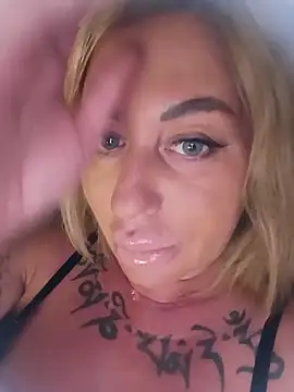 MiaMooly online show from 21, 7, 2026