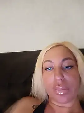 MiaMooly online show from 30, 7, 2026