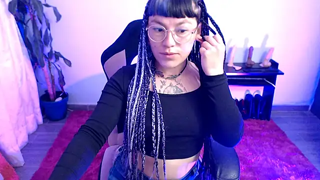 Snapshot of missfungi8 chatting on 6, 2, 2026 missfungi8 online show from 6, 2, 2026