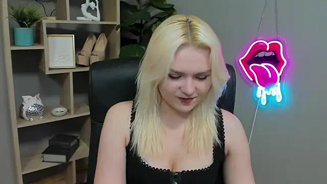 SweetLilyxo online show from 29, 3, 2026