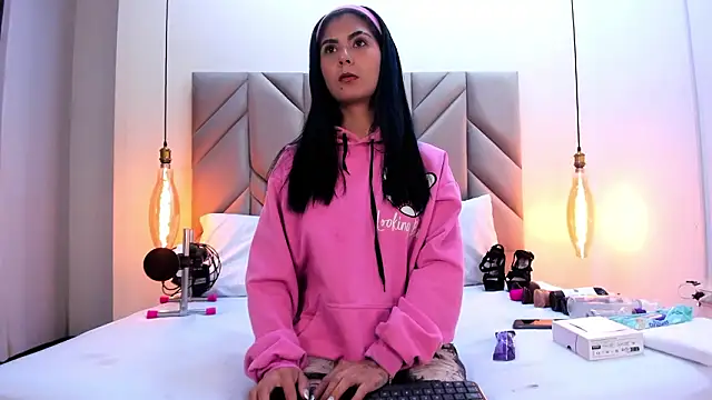 IsabellaFoox online show from 10, 3, 2026