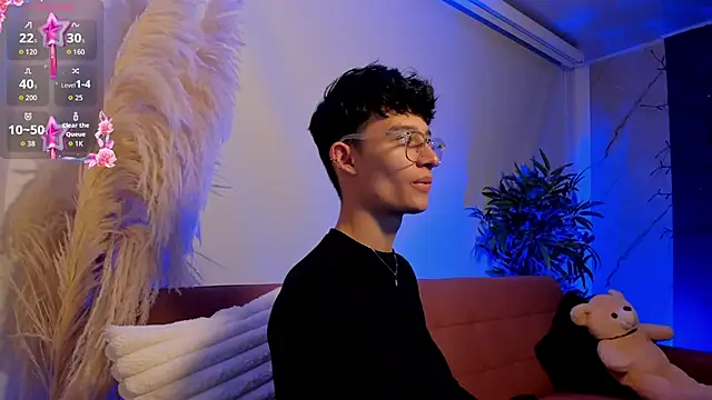 Snapshot of Patrick_Howland_ chatting on 8, 3, 2026 Patrick Howland online show from 8, 3, 2026