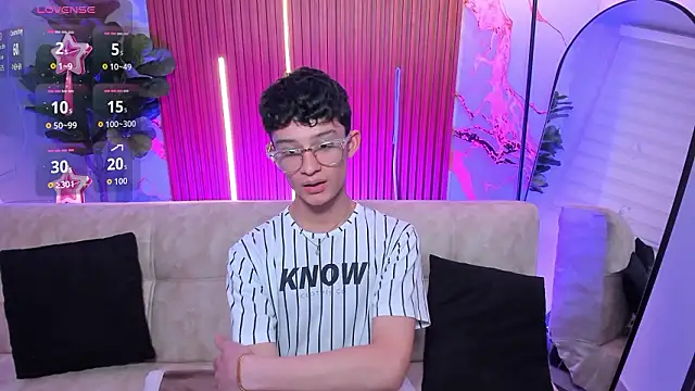 Snapshot of Patrick_Howland_ chatting on 15, 3, 2026 Patrick Howland online show from 15, 3, 2026