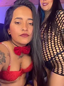 Snapshot of Annie_Alicee chatting on 7, 3, 2026 Annie Alicee online show from 7, 3, 2026