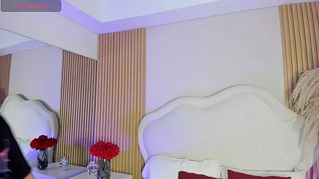 Snapshot of rebeca_taylor chatting on 7, 2, 2026 rebeca taylor online show from 7, 2, 2026