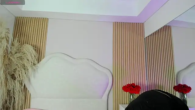 Snapshot of rebeca_taylor chatting on 5, 3, 2026 rebeca taylor online show from 5, 3, 2026