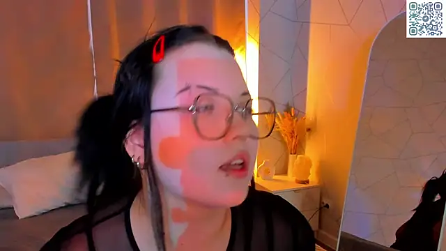 Kira G0ld online show from 3, 5, 2026