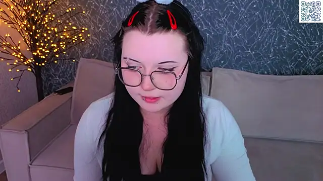 Kira G0ld online show from 5, 5, 2026