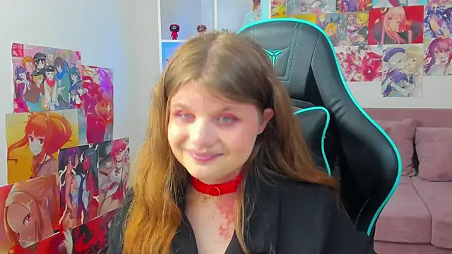 ChloeHalses online show from 6, 7, 2026