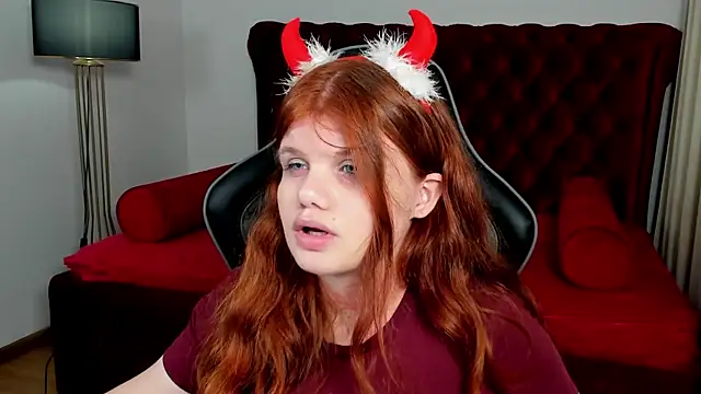 ChloeHalses online show from 29, 7, 2026