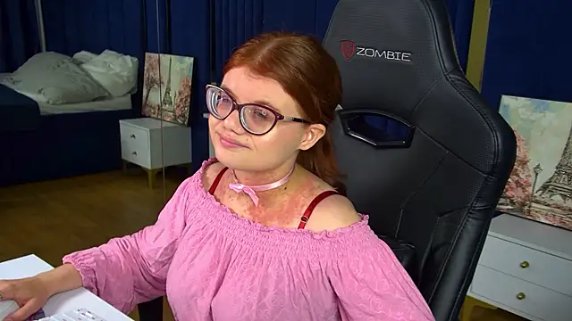 ChloeHalses online show from 31, 7, 2026