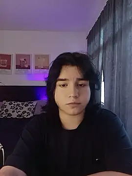 Snapshot of Daniellesins1 chatting on 4, 2, 2026 Daniellesins1 online show from 4, 2, 2026