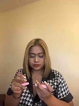 vien pussy69 online show from 5, 7, 2026