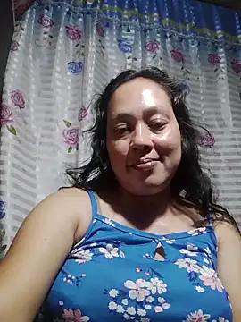 Snapshot of May_Bombs chatting on 19, 2, 2026 May Bombs online show from 19, 2, 2026