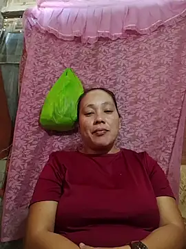 Snapshot of May_Bombs chatting on 15, 3, 2026 May Bombs online show from 15, 3, 2026