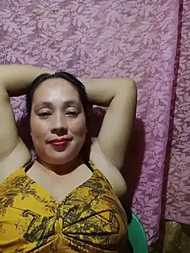 Snapshot of May_Bombs chatting on 19, 3, 2026 May Bombs online show from 19, 3, 2026