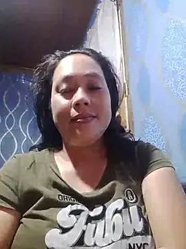 Snapshot of May_Bombs chatting on 27, 5, 2026 May Bombs online show from 27, 5, 2026